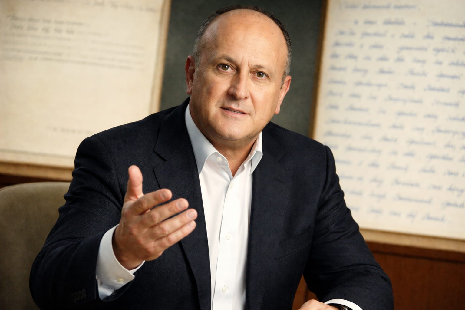 Dan Șucu a dat 58 de note informative pentru Securitate sub numele conspirativ Mircea Crișan