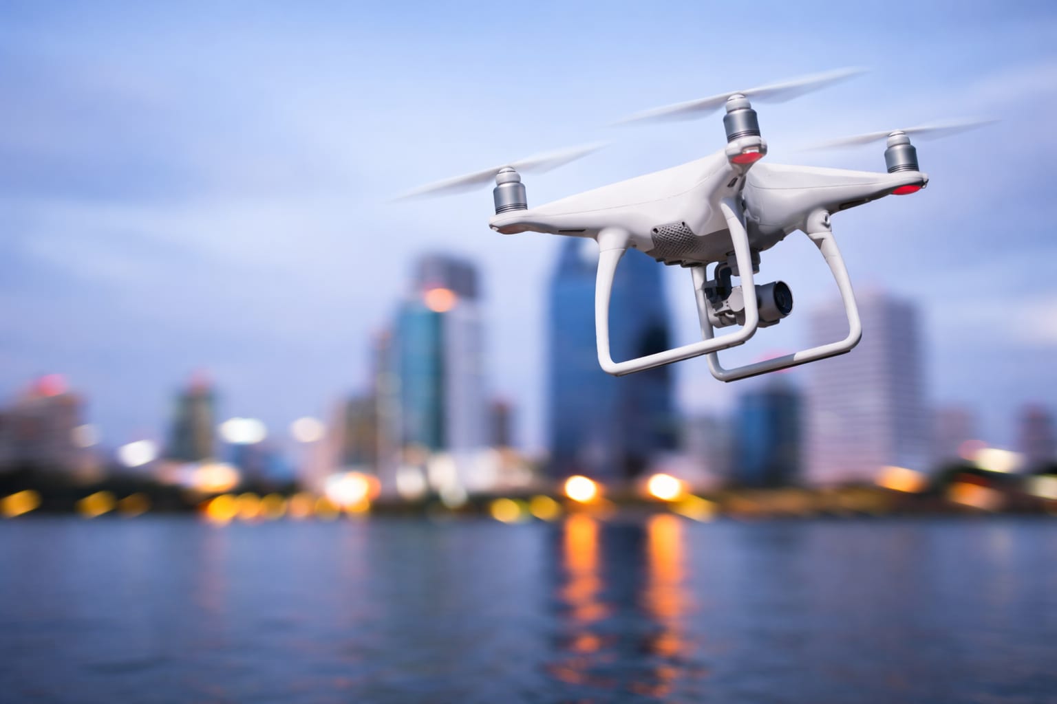 Anchetă pentru sabotaj în Germania după ce o dronă a fost descoperită lângă un avion ucrainean la Leipzig