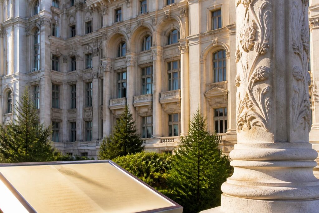 Camera Deputaților, convocată de urgență pentru o lege de care depind 800 de milioane de euro din PNRR