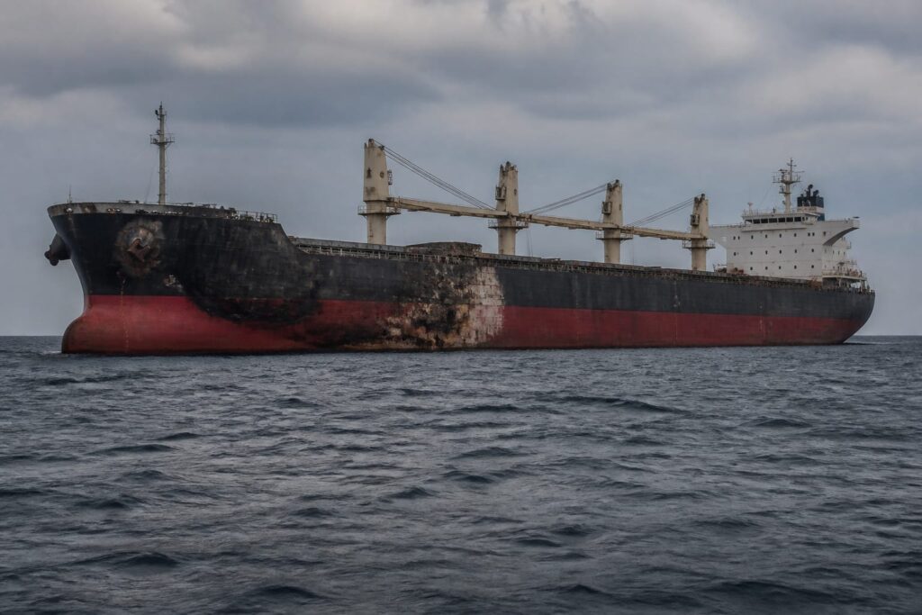 O navă comercială rusă a fost scufundată de drone ucrainene în Marea Neagră