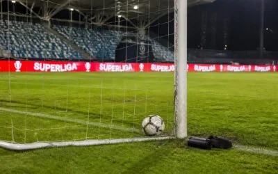 Portarul împrumutat de Dinamo a blocat liderul campionatului și a obținut un egal pentru Corvinul