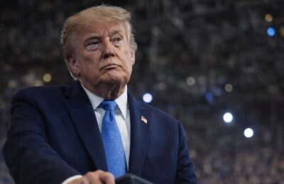 România și alte state NATO iau în calcul să plătească pentru a menține bazele militare americane