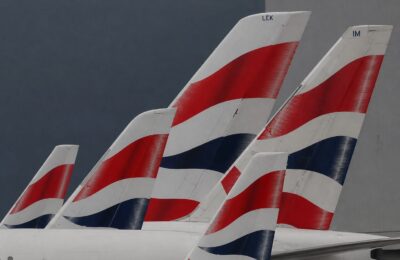 Doi foști angajați British Airways fac apel după respingerea acțiunii lor