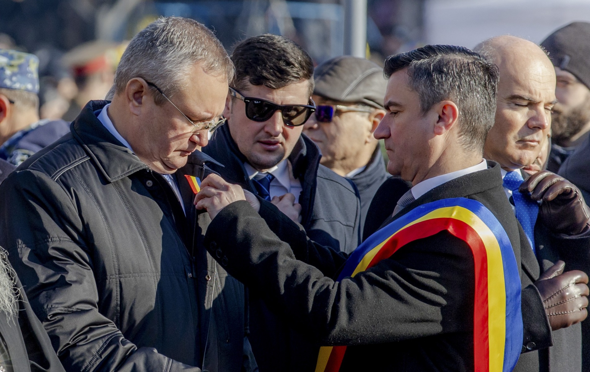 Eșarfă tricoloră ajustată de oficial