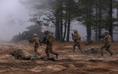 NATO ar combina trupele terestre cu dronele pentru respingerea unei incursiuni rusești
