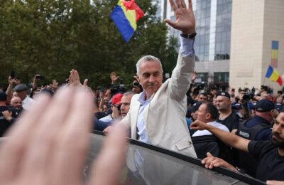 Călin Georgescu le scrie susținătorilor pentru prima dată din închisoare